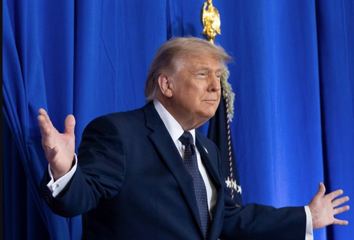 "Не знаємо, чи хочемо цього", - Трамп учергове назвав Ормузьку протоку територією США "Не знаємо, чи хочемо цього", - Трамп учергове назвав Ормузьку протоку територією США